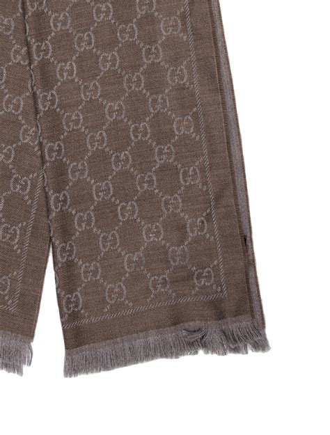 do gucci scarves have tags|Gucci scarf font.